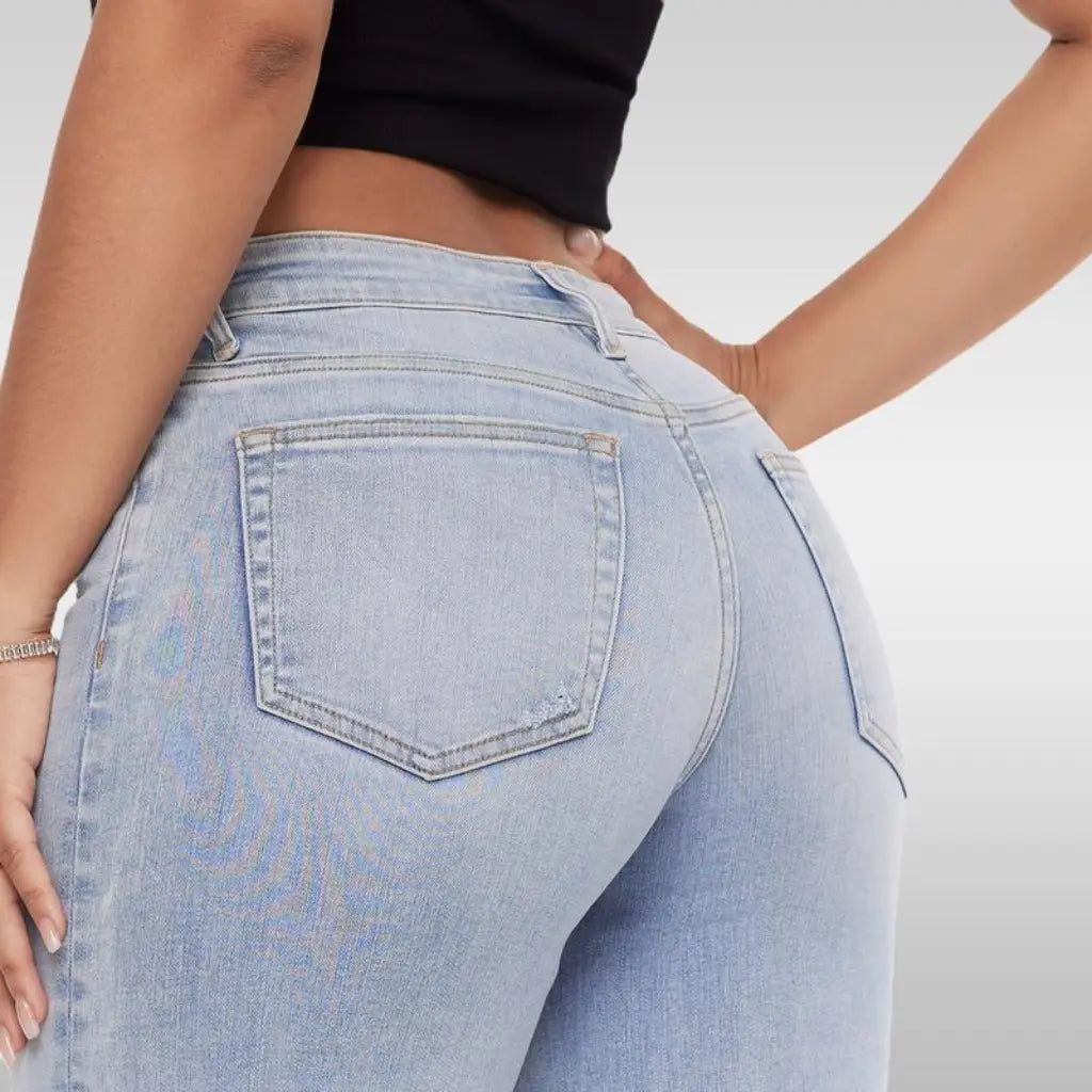 Mid-to-low rise stretch wide-leg jeans